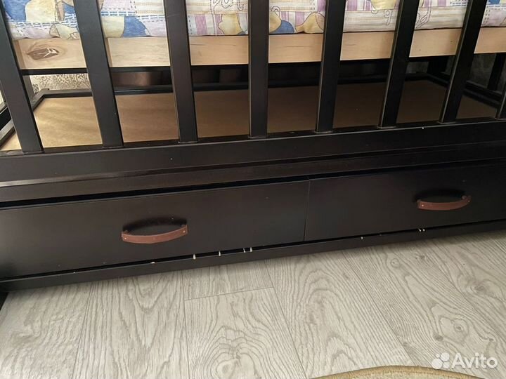 Кровать маятник детская