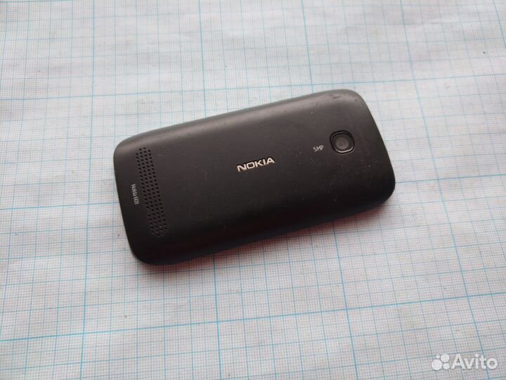Nokia 603, 2 ГБ