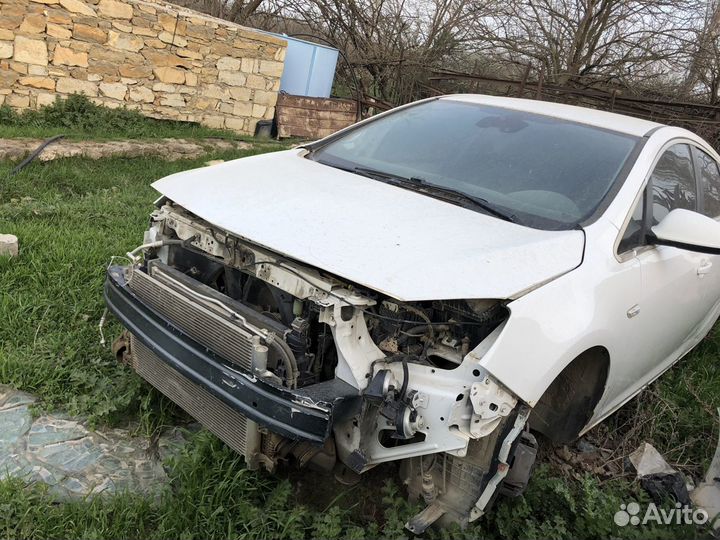 Запчасти на opel astra g