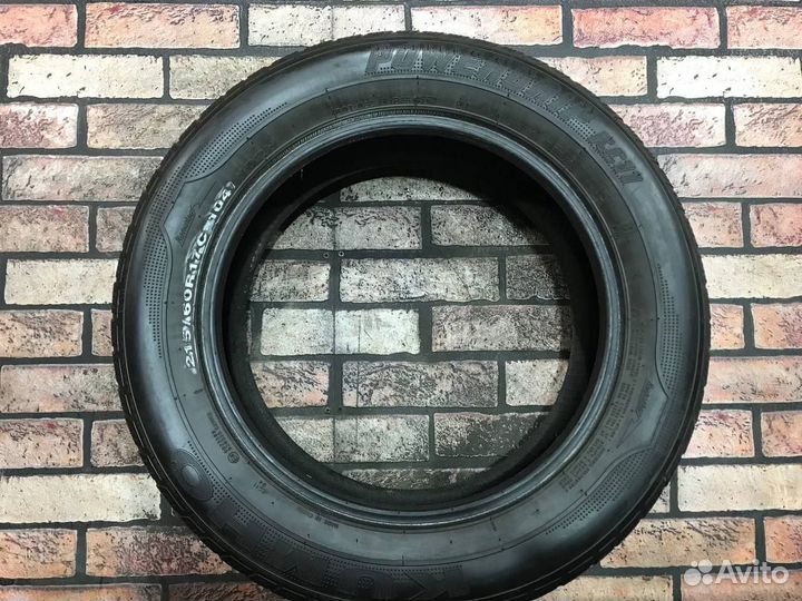 Kumho Radial 857 215/60 R17