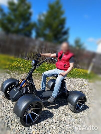 Электросамокат четырехколесный для взрослых