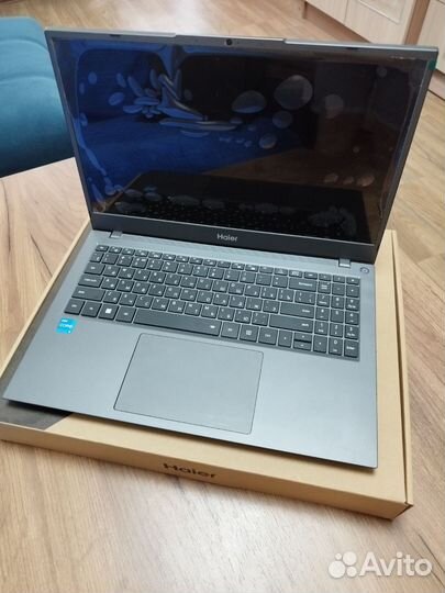 Ноутбук Haier I1550SM