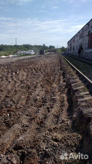 Аренда полноповоротного экскаватора