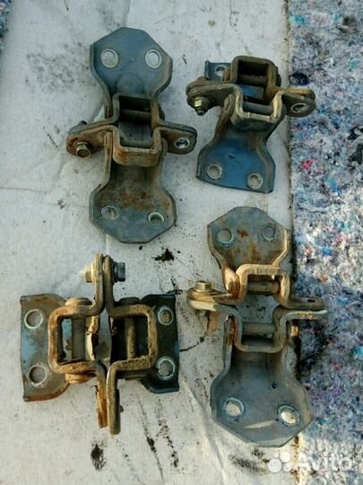 Петля Киа Рио 1