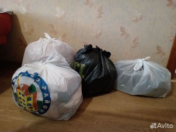 Вещи женские и мужские бесплатно