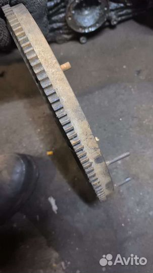 Маховик Audi 80B3 B4 100c4 A6C4 A4B5 A6C5