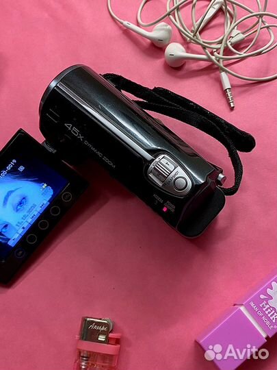 Винтажная y2k цифровая видеокамера в стиле VHS