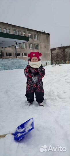 Зимний комбинезон для девочки