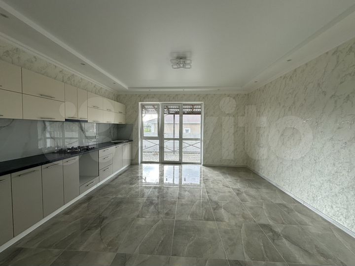 Коттедж 115 м² на участке 6 сот.