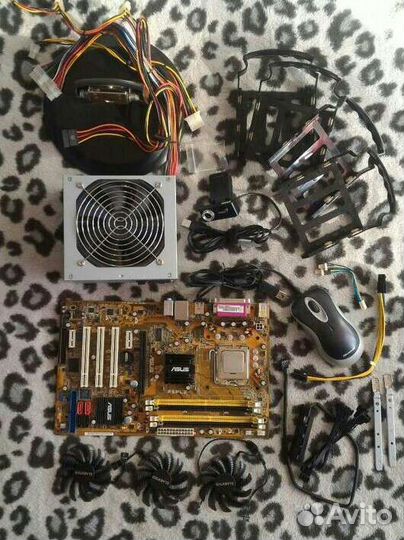Компьютерные комплектующие (одним лотом)
