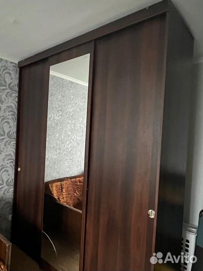 Шкаф купе с зеркалом бу