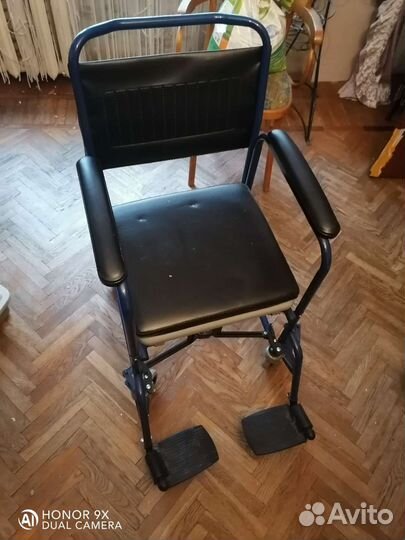 Креслокаталка туалет для инвалидов