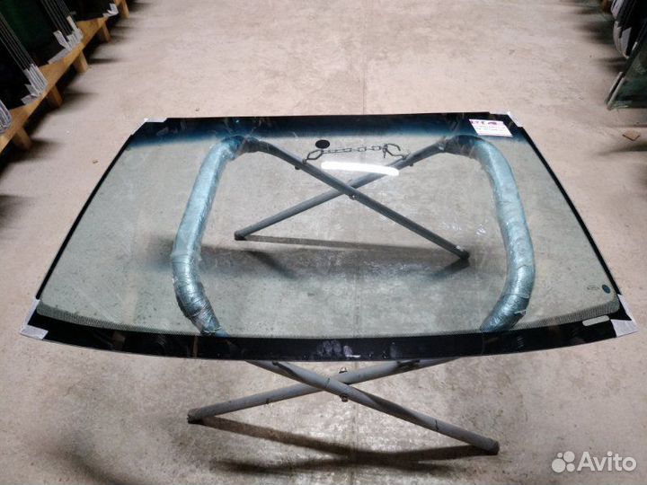 Лобовое стекло Шкода Фабия