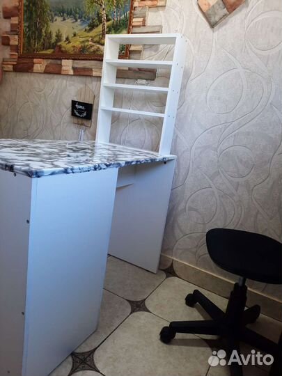 Стол для маникюра