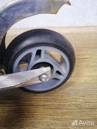 Продаю детский самокат