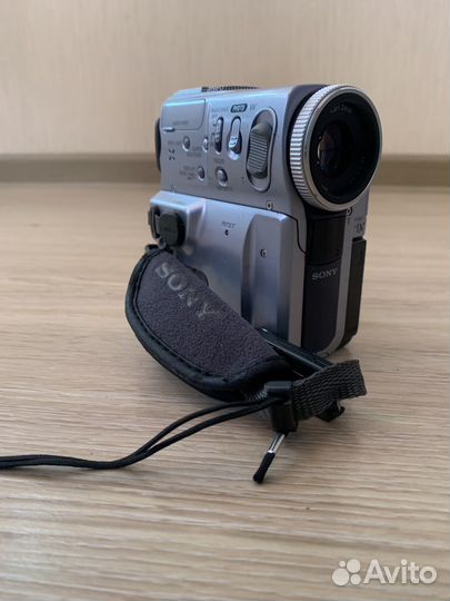 Видеокамера sony