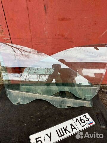 Стекло боковое переднее на chevrolet cruze