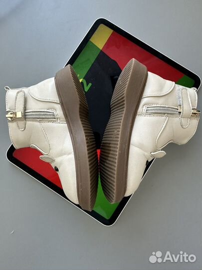 Ботинки демисезонные для девочки 23 размер