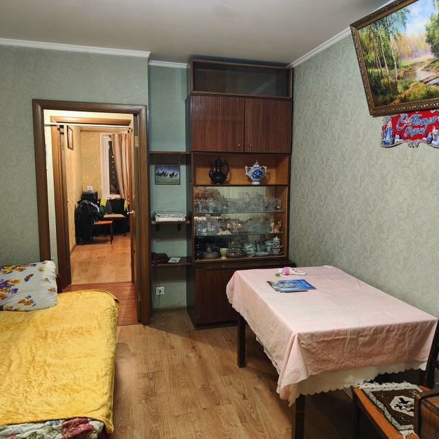 Комната 15 м² в 3-к., 9/9 эт.