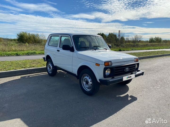 LADA 4x4 (Нива) 1.7 МТ, 2018, 64 700 км