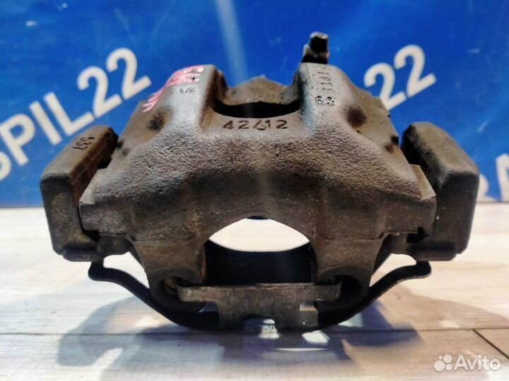 Суппорт задний правый Bmw X5 E53 M54B30 04/2003