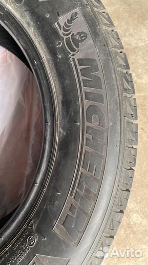 Michelin Agilis 225/65 R17