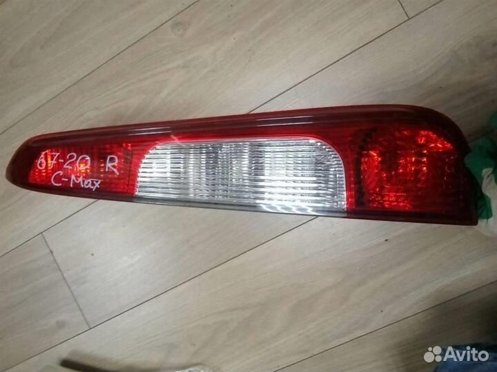 Фонарь задний правый от Ford C-MAX 2003-2011
