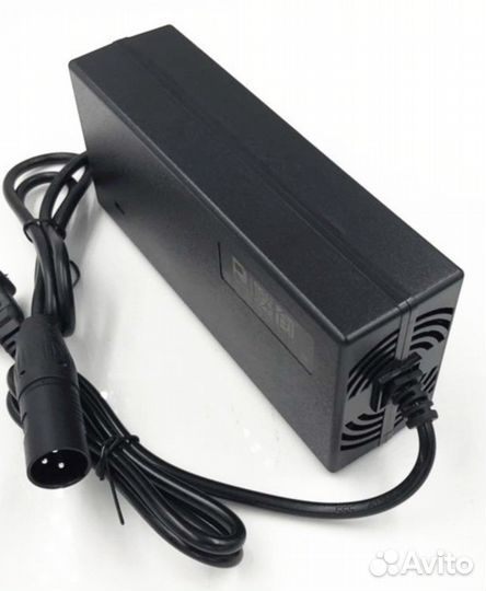 Зарядное устройство 60v - (67.2) -3 A - разъем XLR