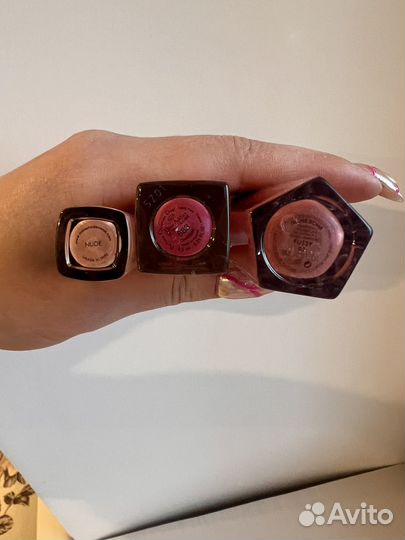 Помады, блески и бальзамы для губ