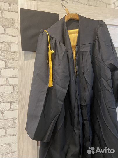 Мантия бакалавра