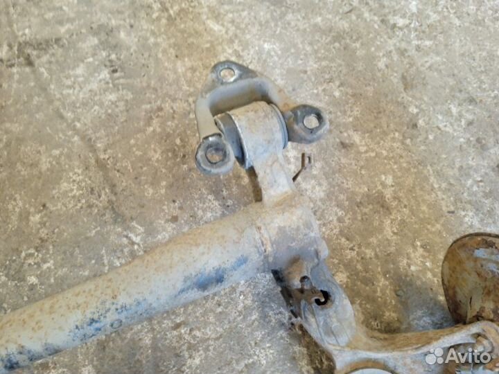 Балка задняя Opel Zafira B 2007 (б/у)