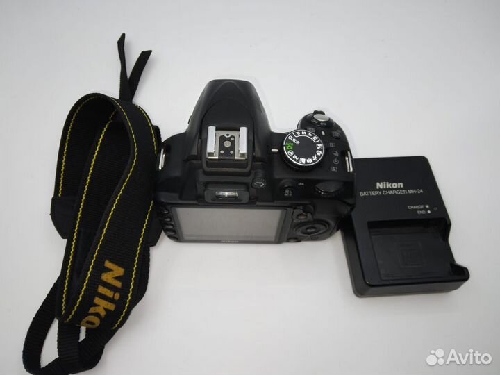 Nikon d3100 body бу