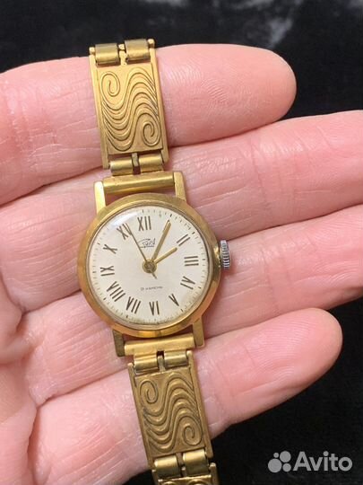 Часы женские заря СССР