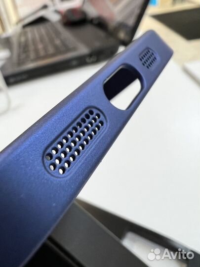 Чехол с магнитом и подставкой iPhone 14 Pro и др