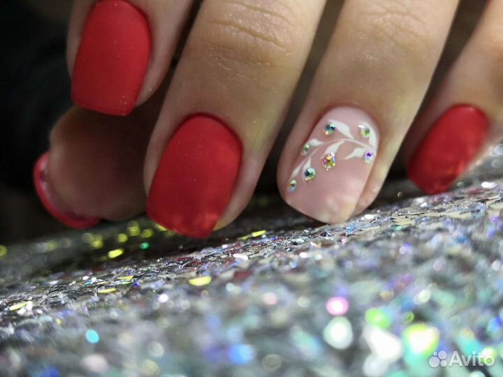 Мастер маникюра педикюра