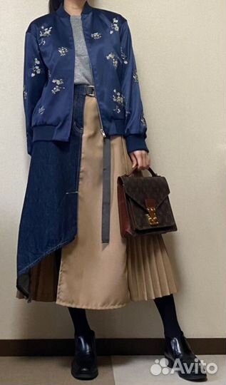 Бомбер атласный O'stin