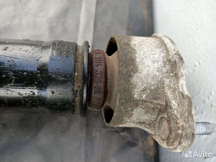 Амортизатор задний Mercedes-Benz C 220 Cdi W204