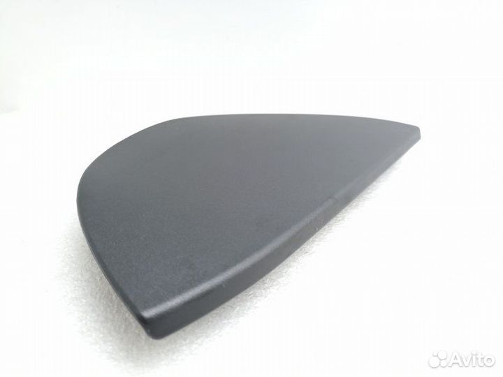 Накладка двери передняя правая Mercedes-Benz