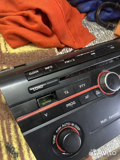 Панель на магнитолу