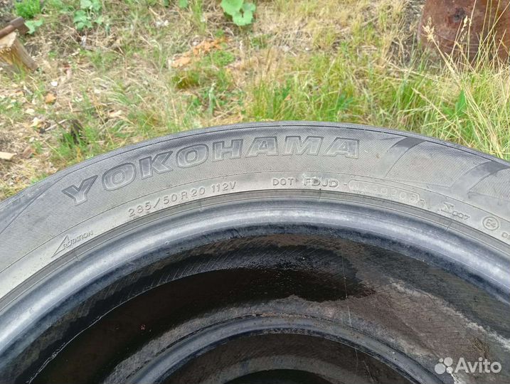 Yokohama Parada Spec-X 275/40 R20