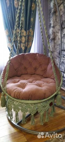 Подвесное плетеное кресло гамак