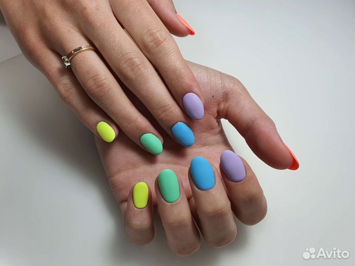 Услуги маникюра и педикюра на дому