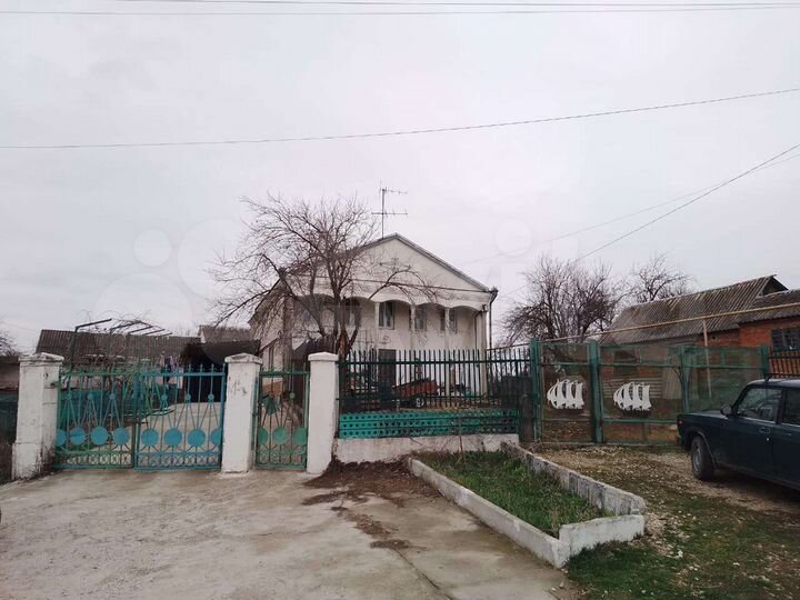 Дом 160 м² на участке 8 сот.