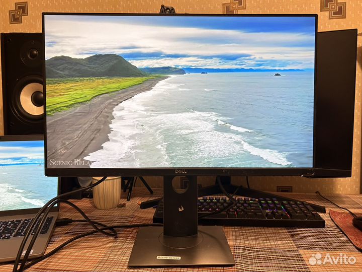 24'' Безрамочный монитор dell с IPS P2419H