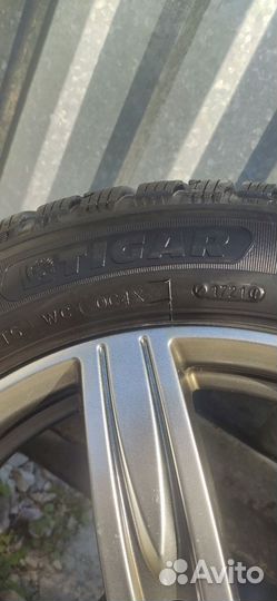 Зимняя резина 205/55 R16 на литых дисках