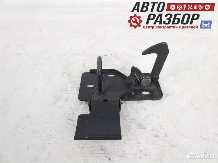 Замок капота ауди Q7 2005