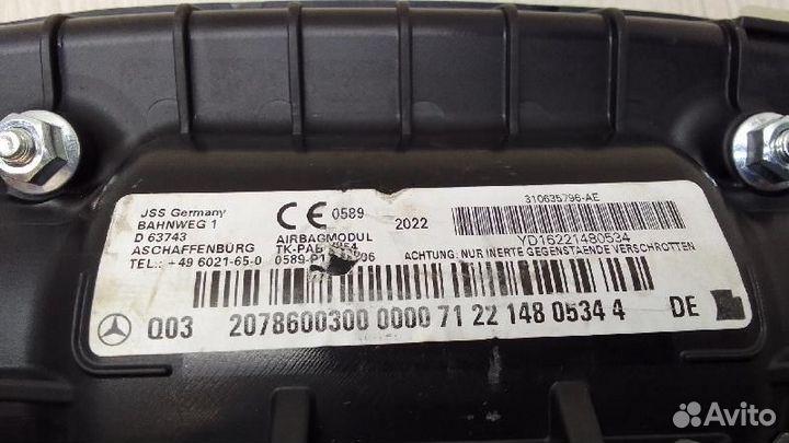 Подушка безопасности пассажира Mercedes-Benz E207 / C207 / A207