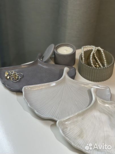 Подставка для украшений из гипса ручная работа