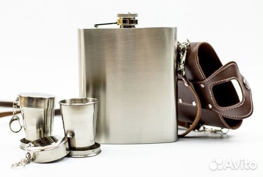 Фляга со складными стаканами