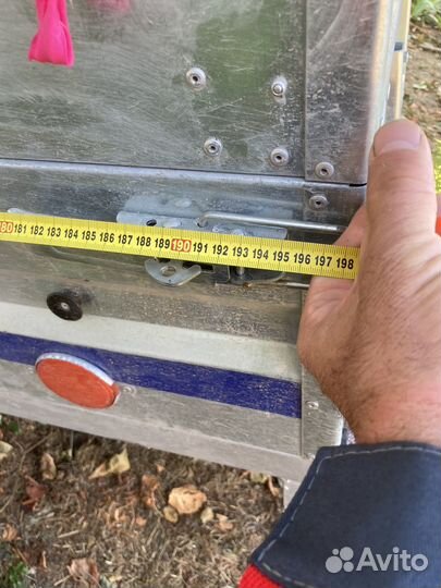 Прицеп легковой